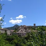 Bivacco Frasassi Climbing & Trail Running House