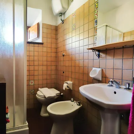 Bivacco Frasassi Climbing & Trail Running House 3*