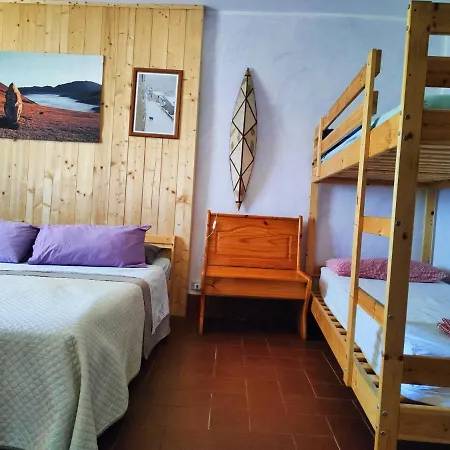 Bed & Breakfast Bivacco Frasassi Climbing House